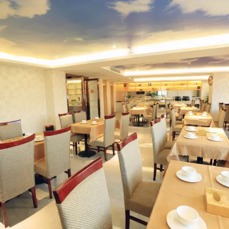 Golden Phoenix Holiday Inn