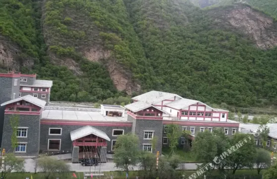 黑水達古冰川大酒店