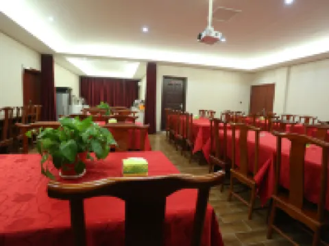 Tianhai Yuyuan Hotel (Jiujiang Railway Station) Hotels in Jiujiang