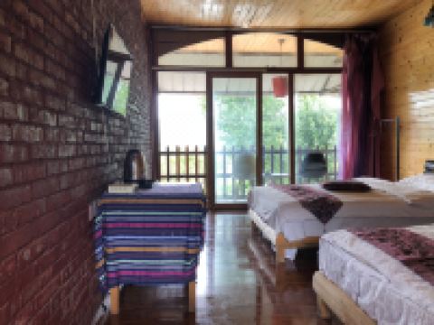 泸沽湖豆豆和鱼客栈 - 观景标间