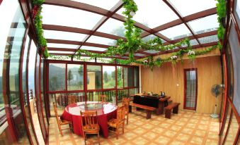 Xinhua Zixujie Deshan Farm