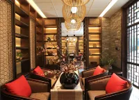 Overseas Chinese Town Phoenix Hakka Hotel (Gankeng Ancient Town Shop)