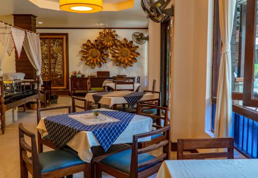 서니 V 호텔 수영장