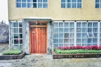Yuanyang Aishang Road Inn (Duoyishu Branch) - Inns