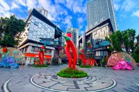 Calais Apartment (Chengdu Jimaqiao Metro Station) Hotels in Jinniu Wanda Plaza/ChengDu Zoo