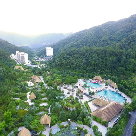 Xinfeng Utop Spring Primeval Forest Resorts