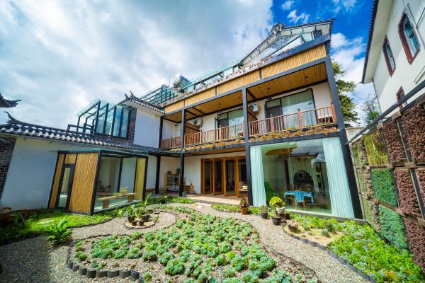 大理木石居多肉花园民宿