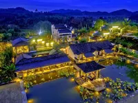 Houtang Holiday Manor - Historic Hotels
