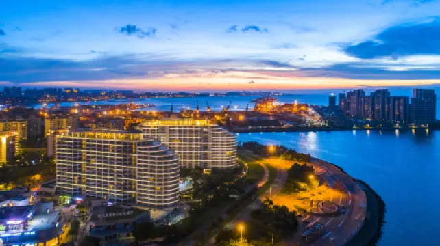 海口灣恆大逸閣海景度假公寓（秀英港萬綠園店）