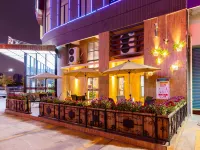 BO FEI HOTEL Отели рядом с достопримечательностью «Центральная площадь Локунь»