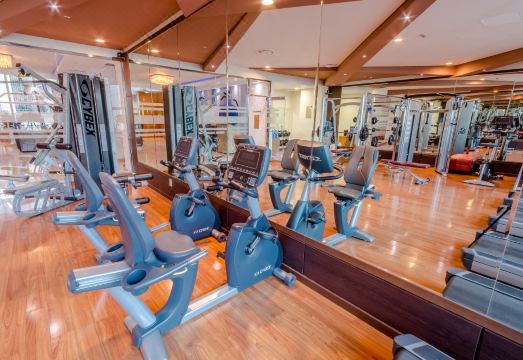 더 블루 스카이 호텔 & 타워