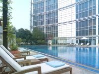 武汉新世界酒店 - 室外游泳池