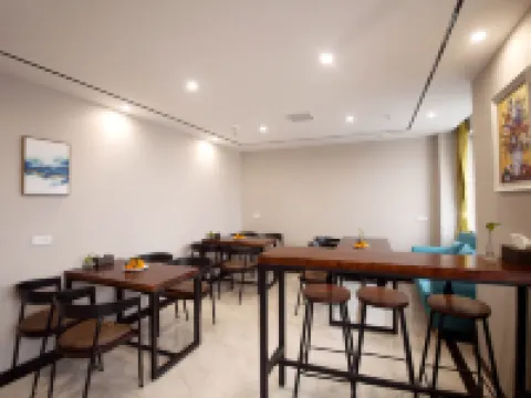 청즈 호텔 (광안역 남쪽) 광안 호텔