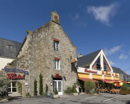 Le Relais Du Roy Hotels in Le Mont-Saint-Michel