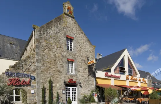 雷萊杜羅伊酒店