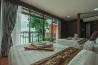 Chareena Hill Beach Resort Hôtels à : Koh Lipe