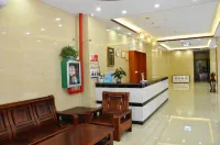 Xuri Inn - parking