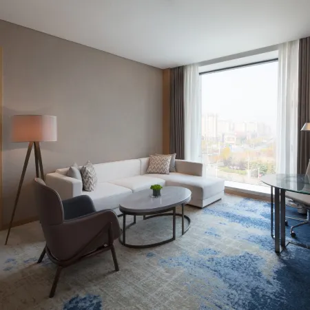 Courtyard by Marriott Zhengzhou Airport