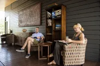 Cicada Lodge Hotels in Nitmiluk