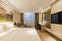 Atour Hotel Yangzhou Ancient Canal Dongguan Street Hotel in zona He Garden