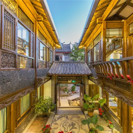 Huang Garden Inn(Grand Water Wheel)