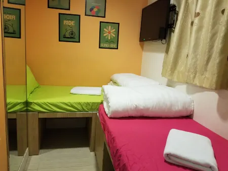 Leisure Hostel