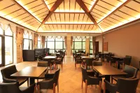 Langyashan Zhongkai Grand Hotel Hotels in Yi County