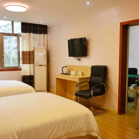 Anyue Nanxiang Business Hotel