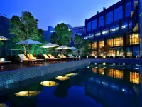Crowne Plaza Taizhou Hotels in Taizhou