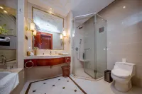 Wuhan Rongtong Zhongnan Garden Hotel Hotels near Cemetery of Martyr Shi Yang