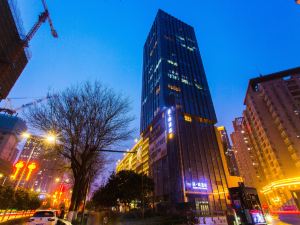 James Joyce Coffetel (Xi'an Fengcheng 5th Road Metro Station)