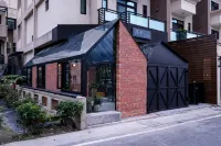 MANMAN Hostel Hotels in Ji'an Township