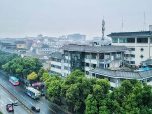 Floral Hotel September Boutique Inn (Slender West Lake, Dongguan Street)