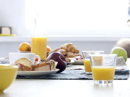 Ibis Pontianak City Center Отели в г. Bansir Laut