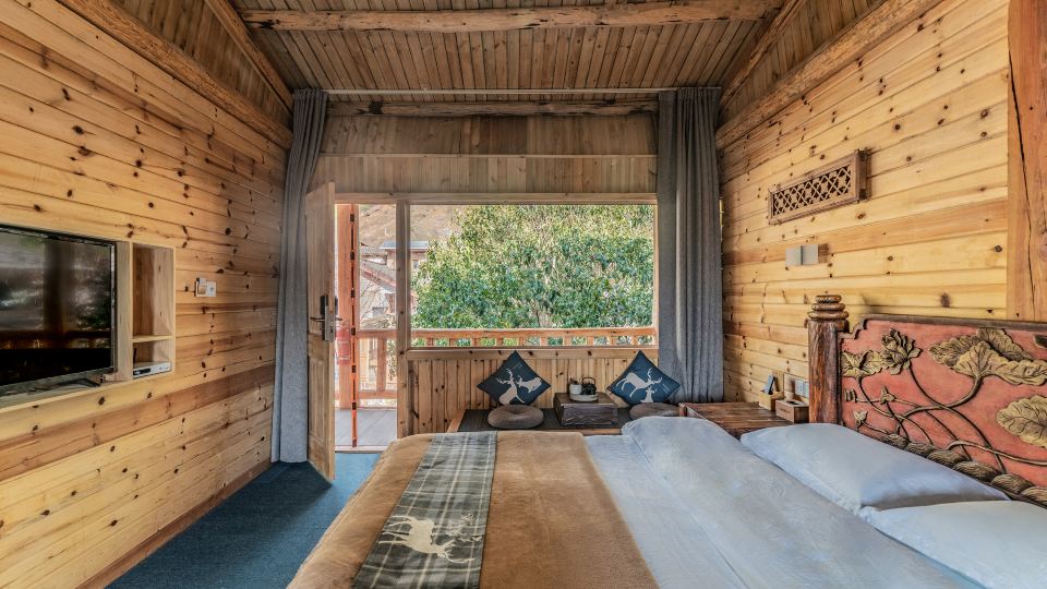 Suchao wooden house