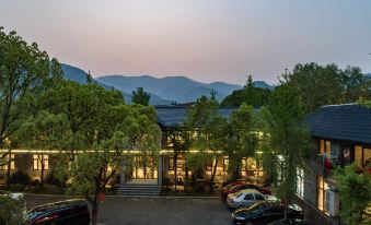 Yuanweiju Inn Mogan Mountain