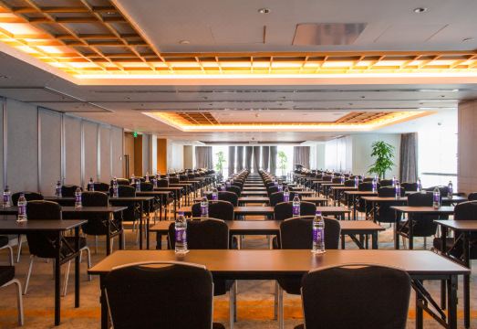 조이 시티 호텔 주변 쇼핑몰