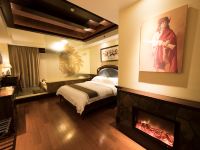 北京南宫温泉庄园酒店 - 私汤阳台印第安人大床房
