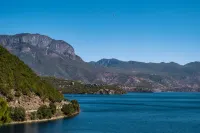 Lugu Lake 97 Rendezvous Lakeside Resort (Puluo Flower Sea Wharf Branch) - 3つ星