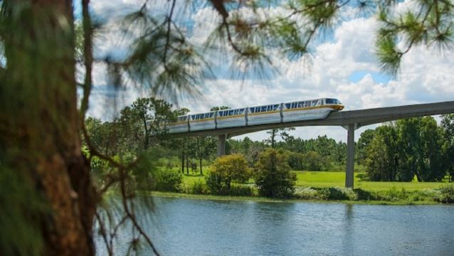 1. 디즈니 컨템퍼러..