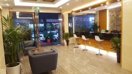 Ramada Hotel Tianzhu Отели в г. Тяньчжу