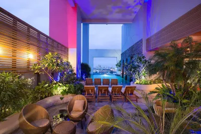 Grand Howard Hotel Bangkok Hotels in Bang Kho Laem
