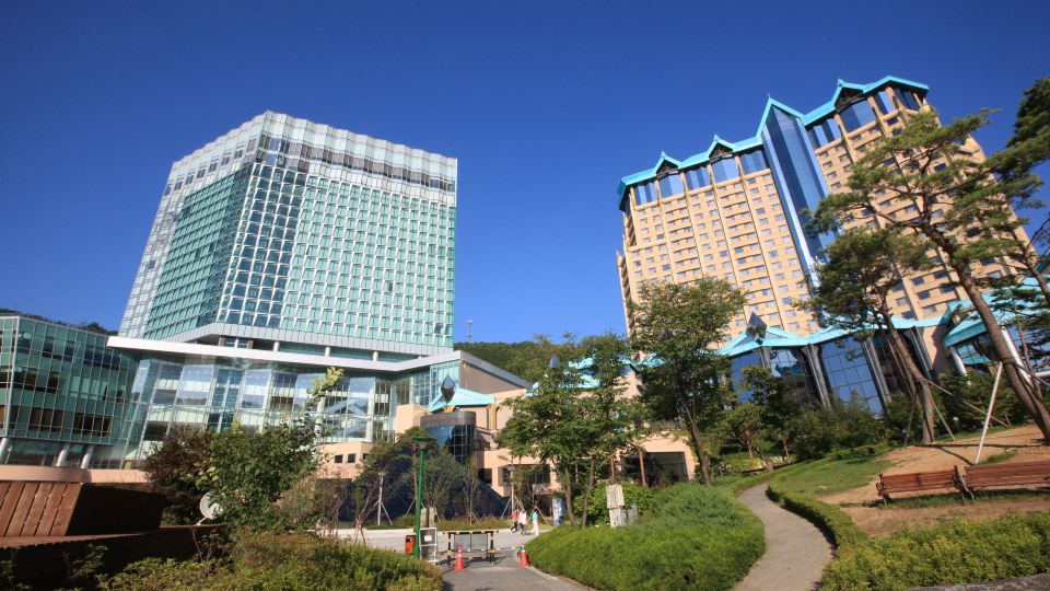 High1 Grand Hotel Convention Tower