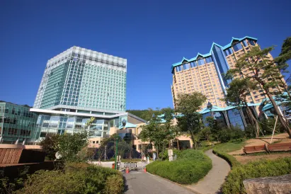 High1 Grand Hotel Convention Tower