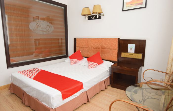 Jinse Hepan Business Hotel