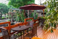 Jinjiang Inn Fashion (Beijing North Road Sports Center Store) - غرفة مطلة على الجبل
