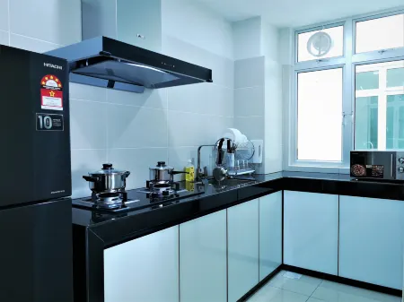 Jynest Midori Green @ Austin Heights Homestay Отели рядом с достопримечательностью «The ARC at Austin Hill»