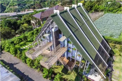 Vila Air Natural Resort Hotels in Parongpong
