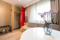 Ibis Hotel (Yangzhou Ge Garden, Dongguan Street)