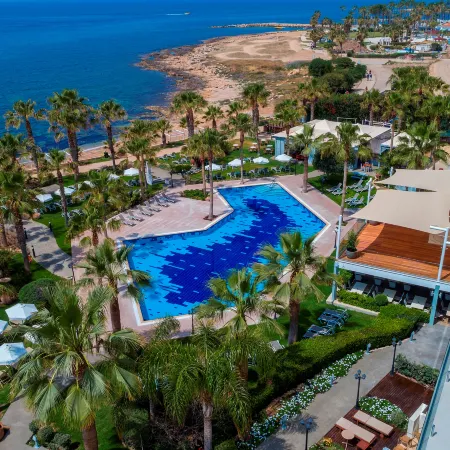 Aquamare Beach Hotel & Spa